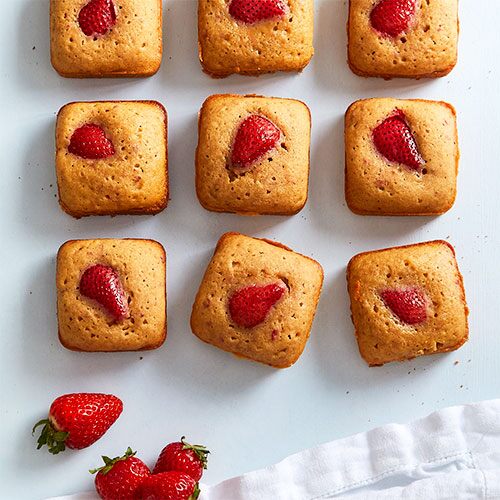 Strawberry Blondies