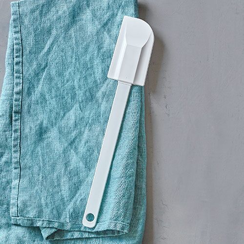 The Pampered Chef 1655 Skinny Spatula