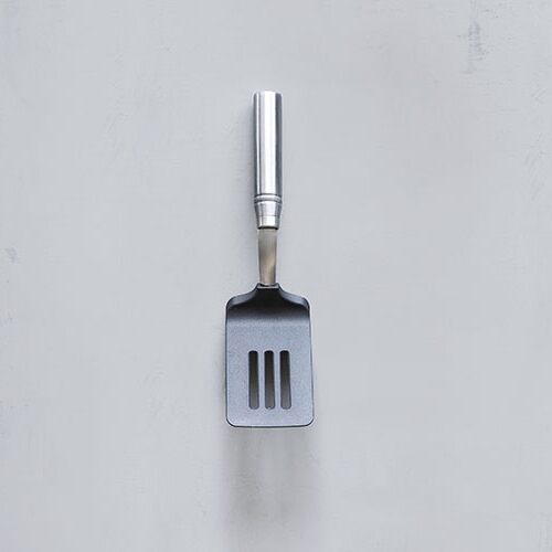 Nylon Small Slotted Turner