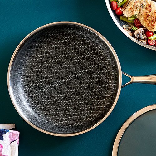 Pampered Chef 10 (25-cm) Brilliance Nonstick Fry Pan