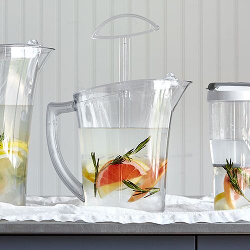 Gadgets & Gizmos: Pampered Chef glass tea pitcher